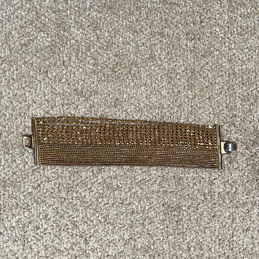 Cache Gold Mesh Bracelet - Picture 12 of 15